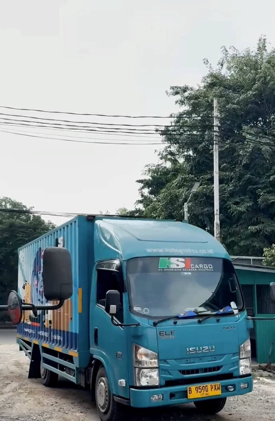 truk ekspedisi medan kembaran